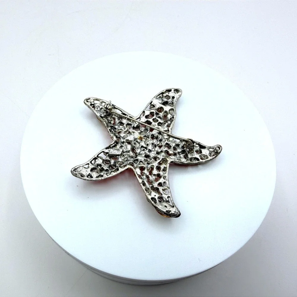 Vintage Red Yellow Rhinestones Silver-Tone‎ Aluminium Starfish-Shaped Brooch Pin